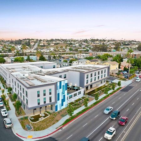 Fairfield Inn & Suites By Marriott San Diego Pacific Beach Exterior photo