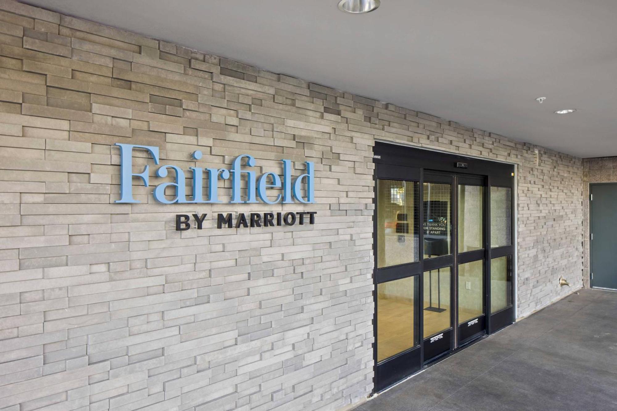 Fairfield Inn & Suites By Marriott San Diego Pacific Beach Exterior photo